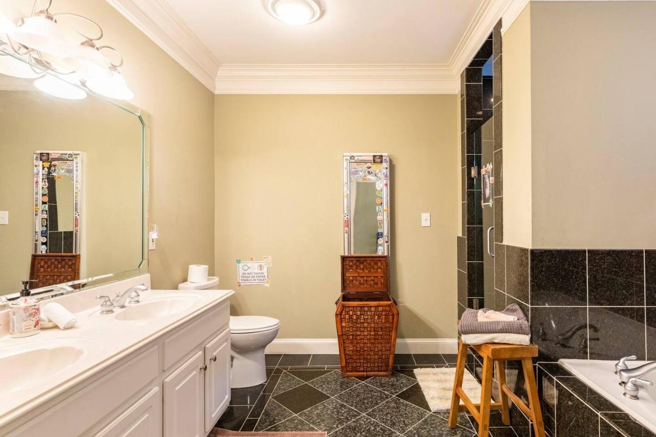 Private Master Room Downtown Атланта Экстерьер фото