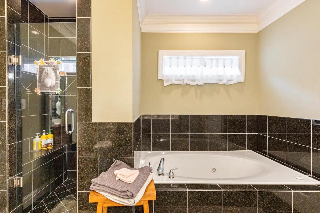 Private Master Room Downtown Атланта Экстерьер фото